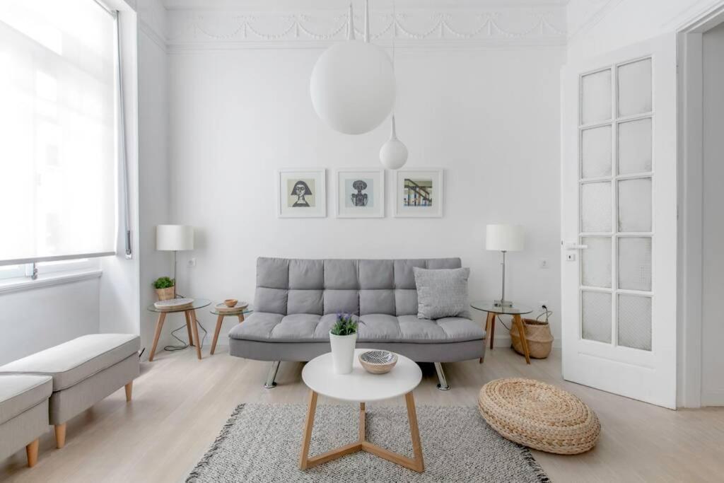 Athens Center Modern Apt In Art Nouveau Building מראה חיצוני תמונה