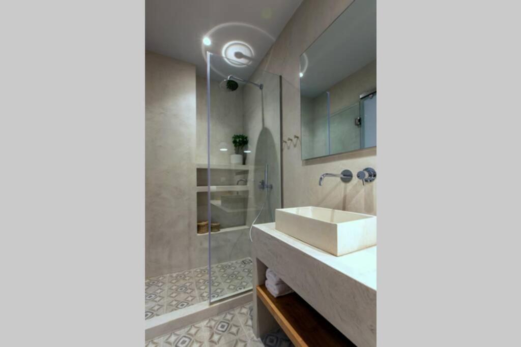 Athens Center Modern Apt In Art Nouveau Building מראה חיצוני תמונה